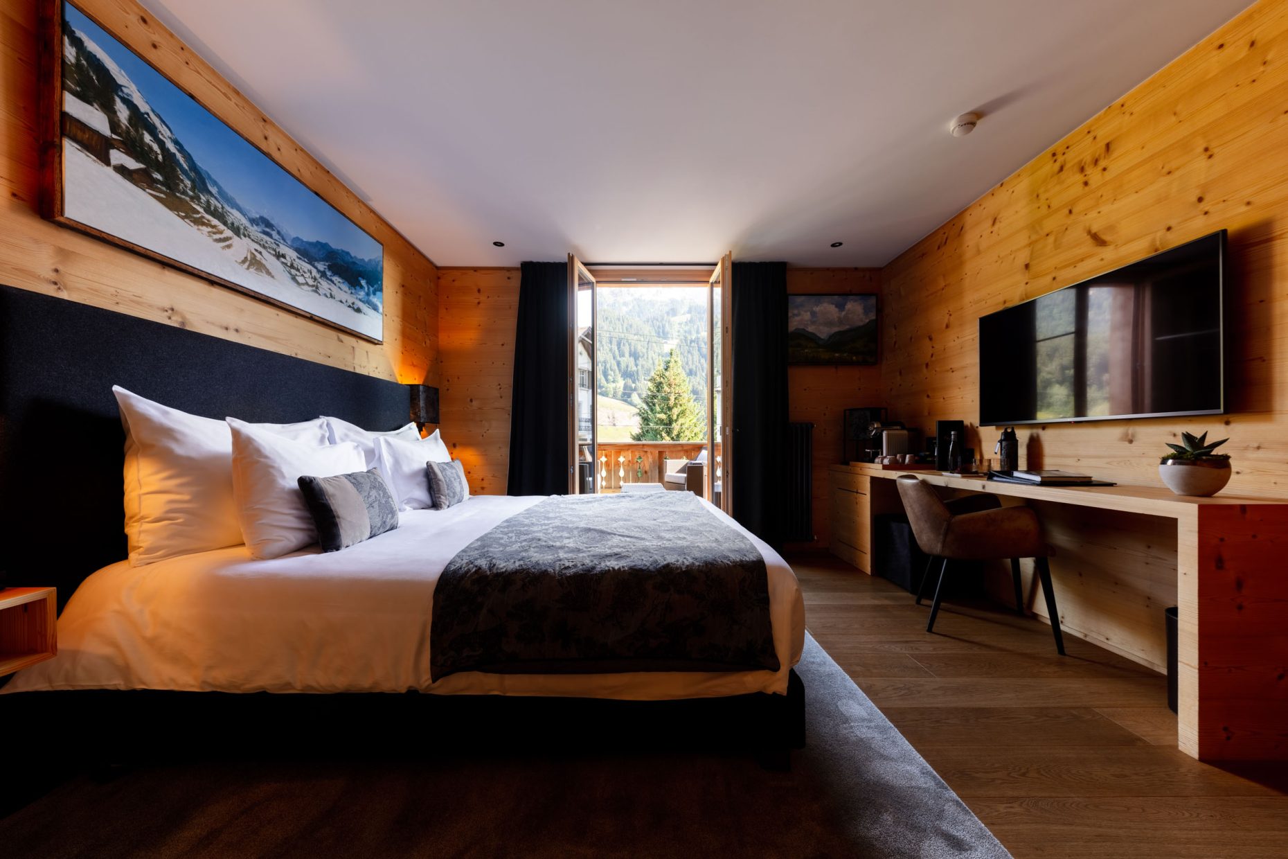 Chambre hôtel Valrose Rougeemnt A la Source du Goût